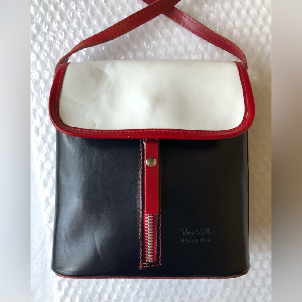 Vera Pelle Crossbody Genuine Leather Made in Italy Red White and Blue EUC